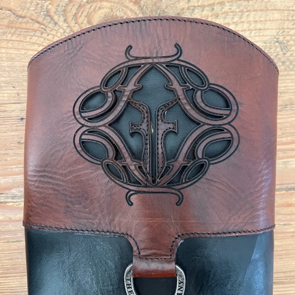 Frye Melissa Boot, Monogram Logo, Cognac/Black, Size 7.5 - Picture 9 of 9